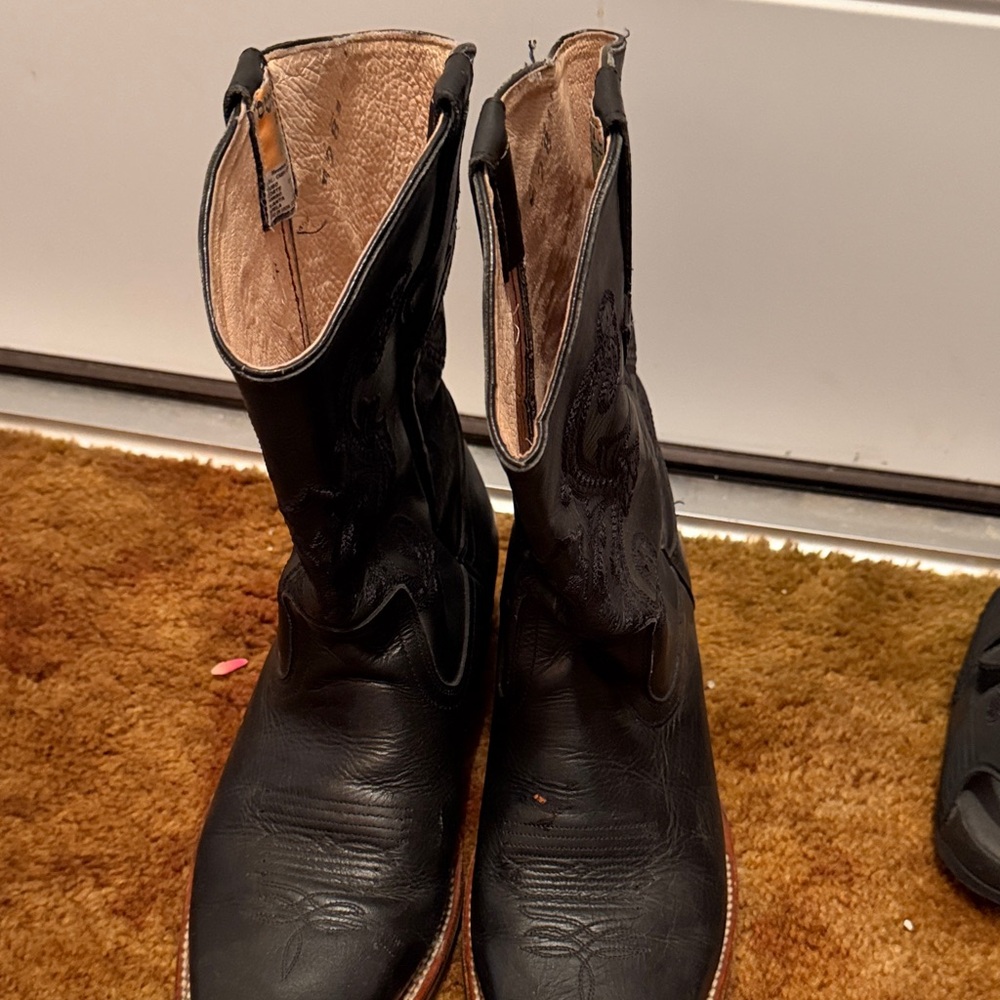 Black Leather Men's Western Boots